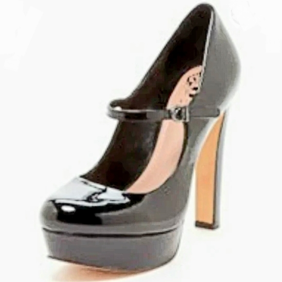 Vince Camuto Shoes - Vince Camuto Black Patent Platform Mary Janes 🖤